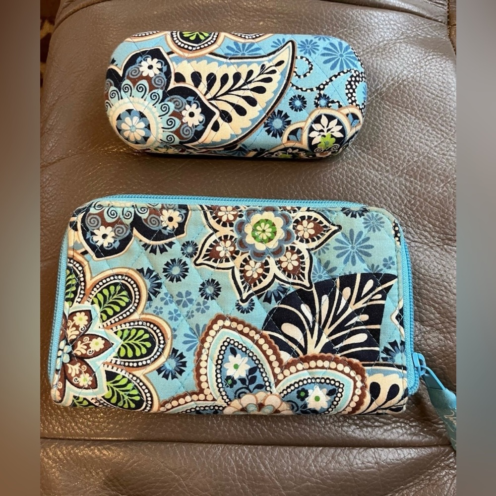 Vera bradley wristlet and eyeglass case